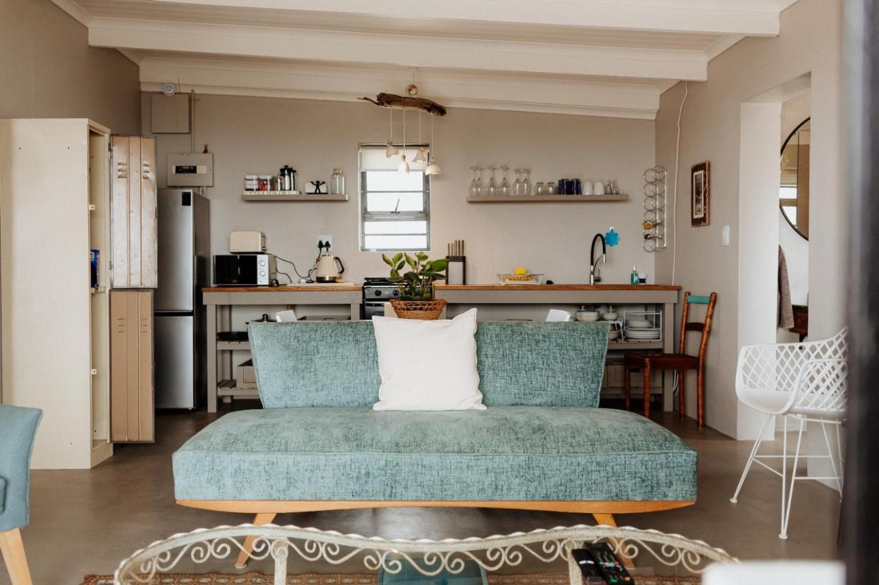 Into The Mystic Apartment Патерностер Екстериор снимка